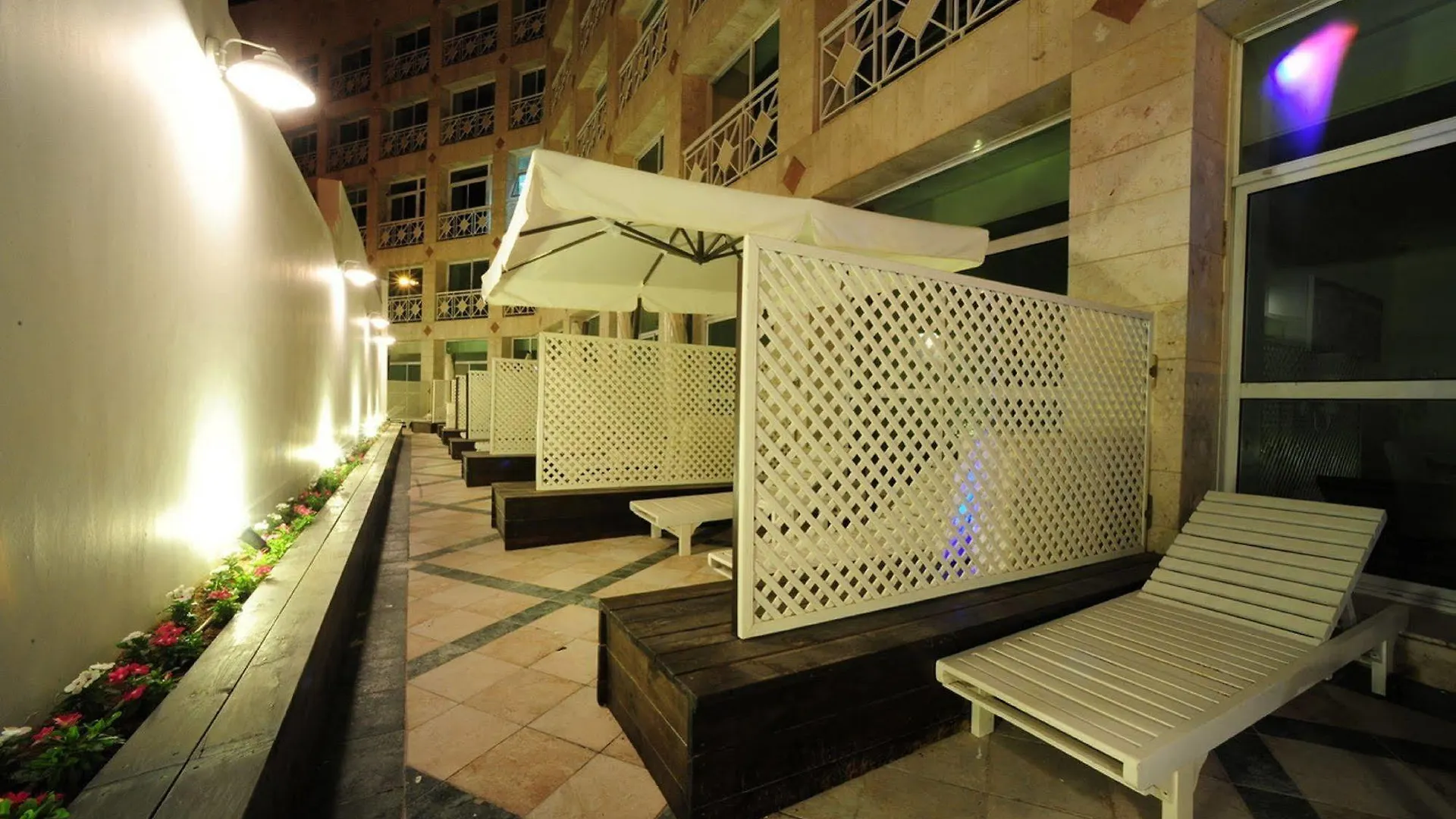 Be Unique Hotel - Drinks Included Eilat