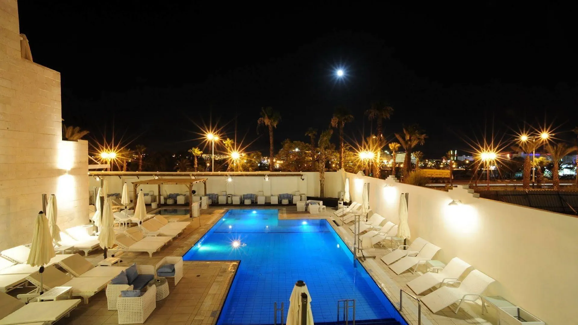 Be Unique Hotel - Drinks Included Eilat