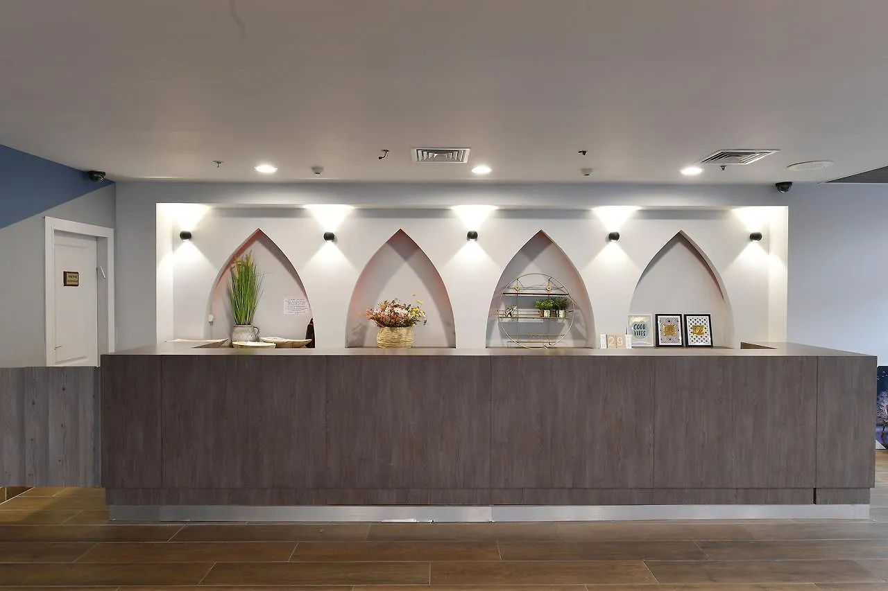 Be Unique Hotel - Drinks Included Eilat 3*,